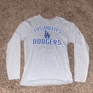 Fanatics Grey Los Angeles Dodgers Long Sleeve. Adult Medium.